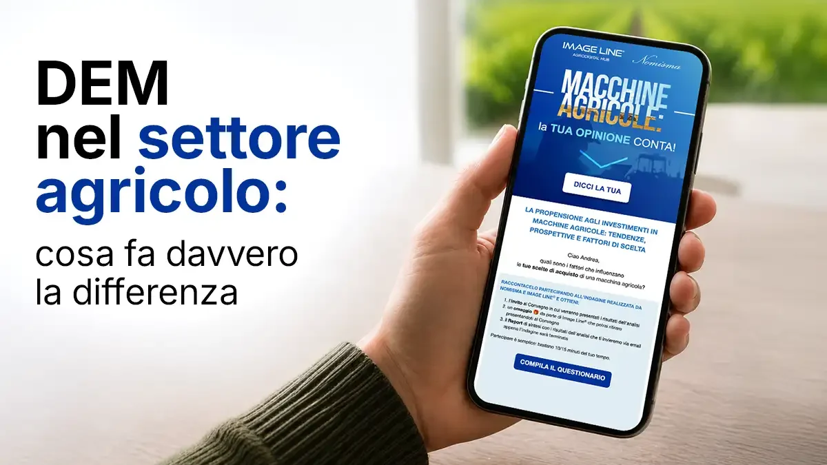 DEM nel settore agricolo: cosa fa davvero la differenza. Persona che tiene con una mano lo smartphone dove si vede l'anteprima di una DEM, direct email marketing.